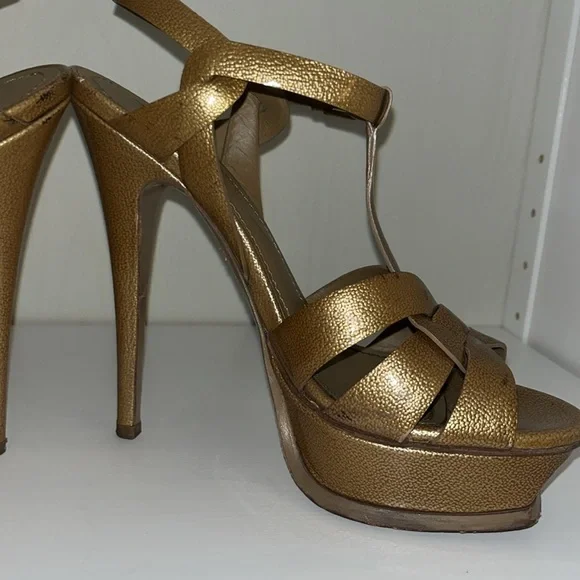 Saint Laurent Tribute - Picture 8 of 13